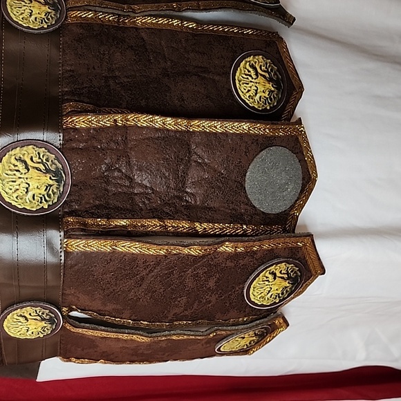 Marc Anthony Adult Roman Costume, Standard Size Fits Up to 44 Jacket Size - Picture 5 of 12